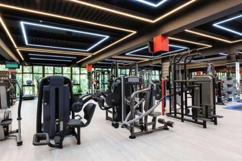 gym-club-lighting-with-light-lines-07 لاین نوری