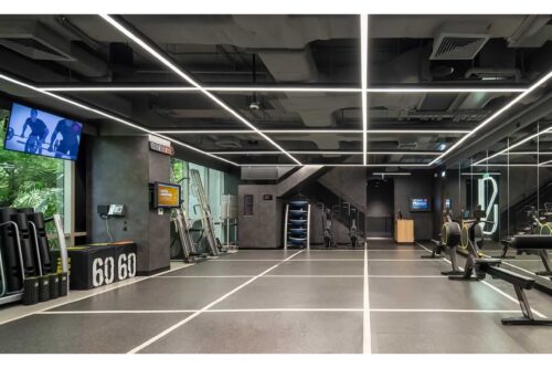 gym-club-lighting-with-light-lines-14 لاین نوری