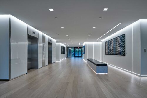 light-lines-in-modern-offices-office-lighting-07jpg نورپردازی اداری با لاین نوری