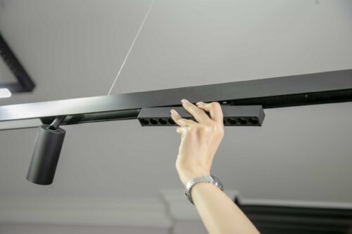 magnetic-lamp-with-lens-22-cm-12-watts-11pg چراغ مگنتی خطی
