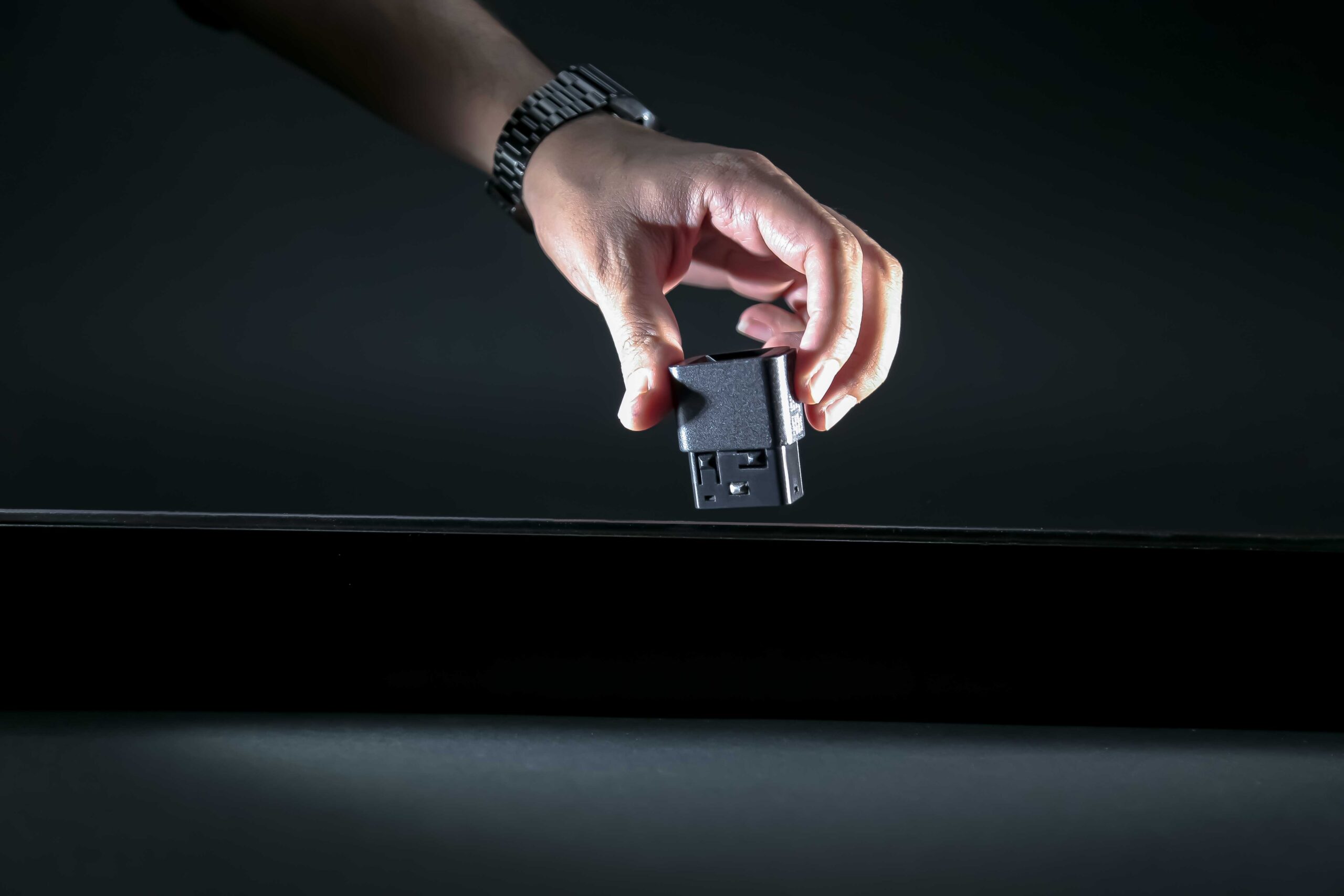 Types-of-magnetic-lights-11 چراغ هالوژن مگنتی